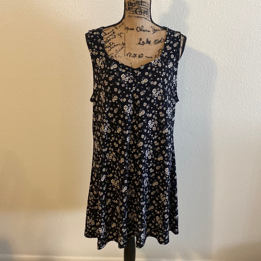 Black floral sleeveless sundress